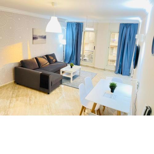 Family comfort in new cairo front of AlRehab