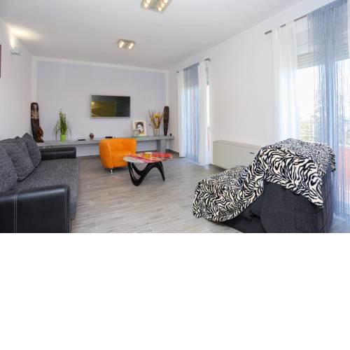 Family friendly apartments with a swimming pool Klis (Split) - 17987