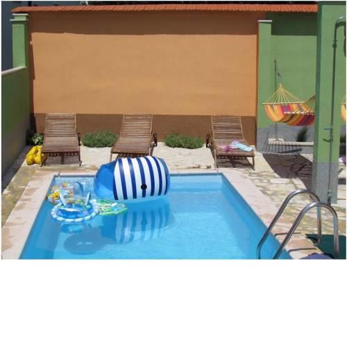 Family friendly apartments with a swimming pool Promajna (Makarska) - 2691