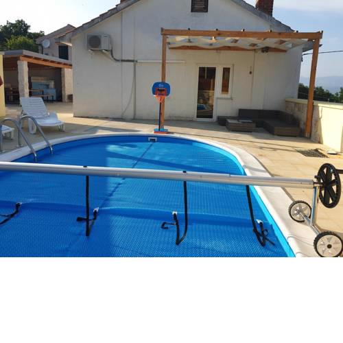 Family friendly apartments with a swimming pool Risika (Krk) - 16841