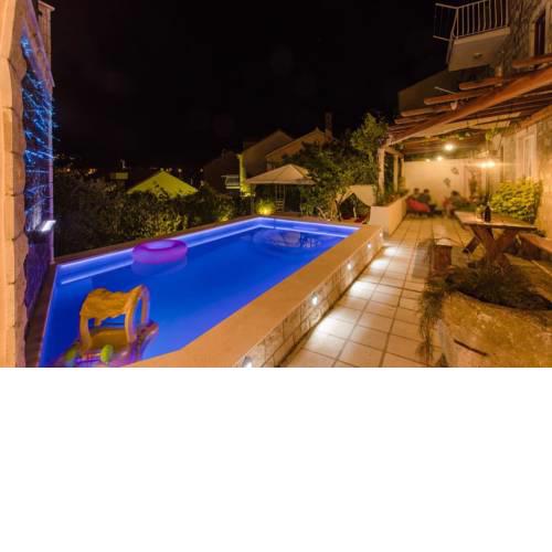 Family friendly apartments with a swimming pool Sustjepan (Dubrovnik) - 17308