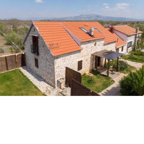 Family friendly house with a swimming pool Bogatic (Krka) - 17168
