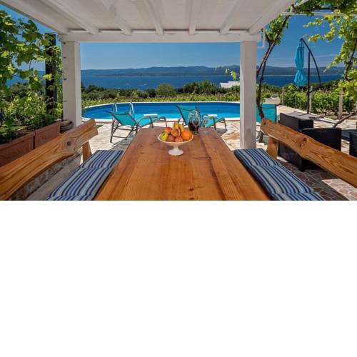 Family friendly house with a swimming pool Bol (Brac) - 12228
