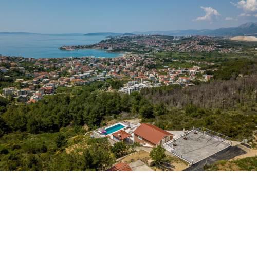 Family friendly house with a swimming pool Podstrana (Split) - 16207