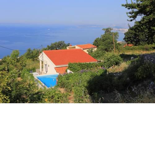 Family friendly house with a swimming pool Podstrana (Split) - 17804