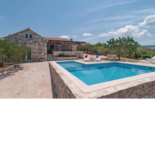 Family friendly house with a swimming pool Postira (Brac) - 15021