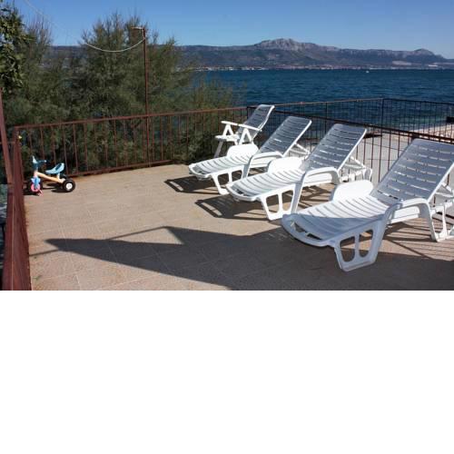 Family friendly seaside apartments Arbanija (Ciovo) - 5220