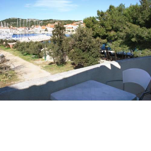 Family friendly seaside apartments Jezera (Murter) - 5062