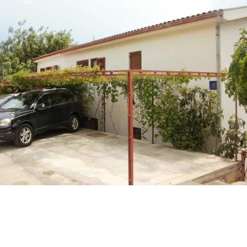 Family friendly seaside apartments Prizba (Korcula) - 14597