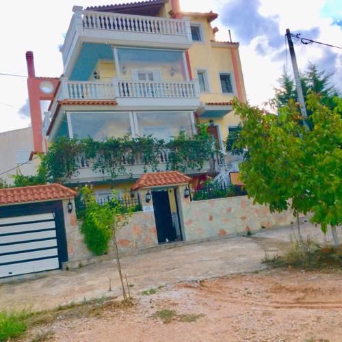 Family holidays, near Athens, airport, port and sea
