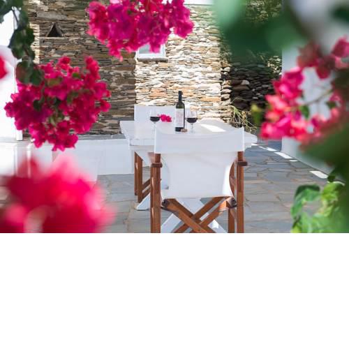 Family home in a picturesque village in Sifnos