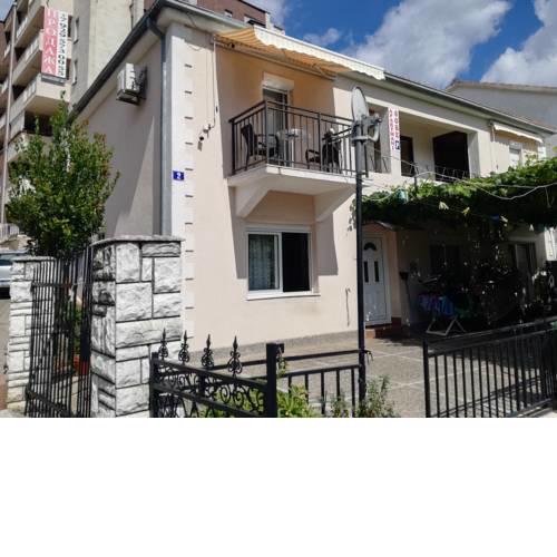 Family House Ivančević