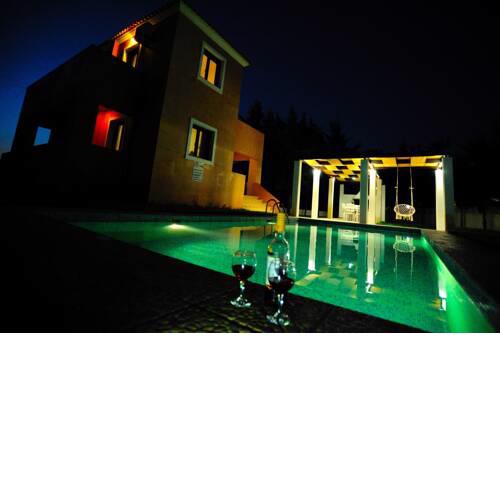 Family Ideal 3 Bedroom Villa with private pool