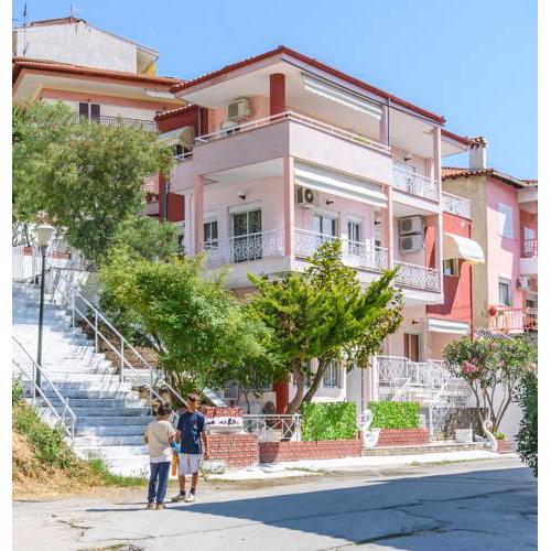 Family Inn Apartments