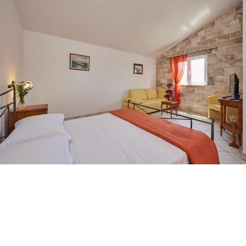 Family Room Drvenik Veliki 17184b