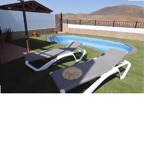 Family Villa "Blue" with Private Pool, BBQ, Wifi & Volcano views by Holidays Home
