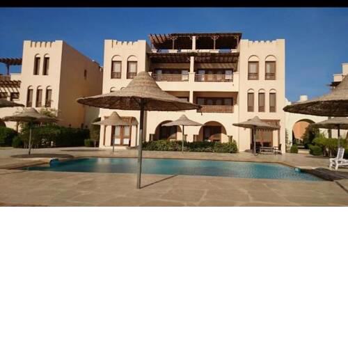 Fanadir apartment with pool