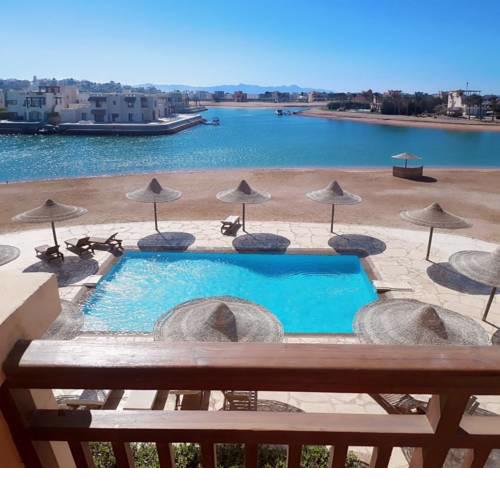 Fanadir Elgouna apartment
