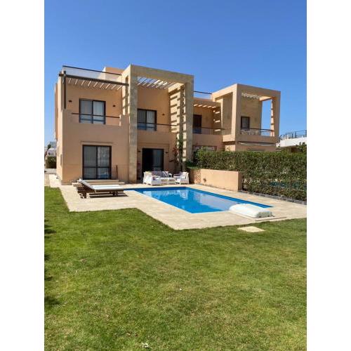 Fanadir Modern villa
