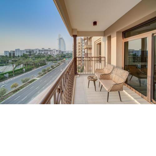 Fantastic View l 2BR l Fully Equipped