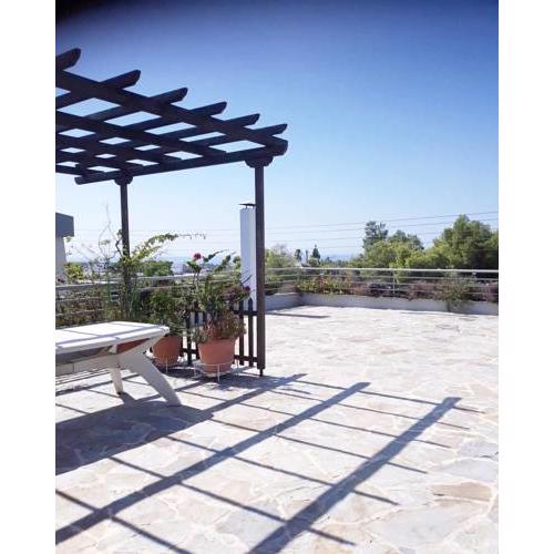 *Fantastic villa, a 15 min walk from the beach!*