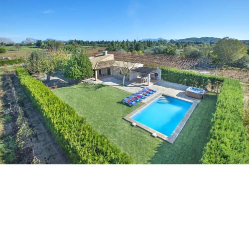 Fantastic Villa Divina with Private Pool and Precious Garden