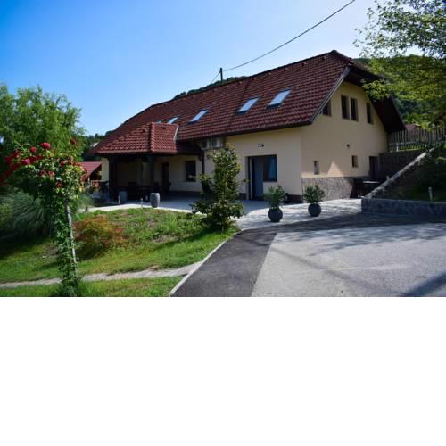 Farm Stay Zevnik