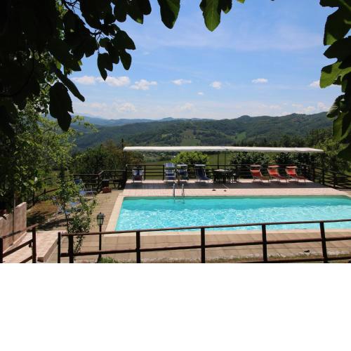Farmhouse in Apecchio with Swimming Pool Terrace Garden BBQ