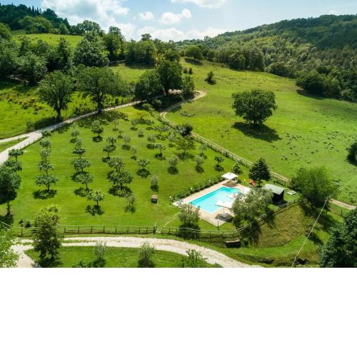 Farmhouse in hilly area swimming pool and panoramic terrace