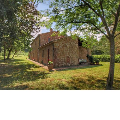 Farmhouse on a hill with swimming pool large garden and nice views