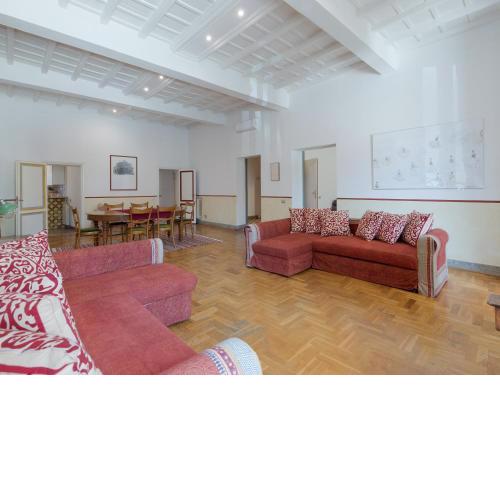 Farnese stylish apartment | Romeloft