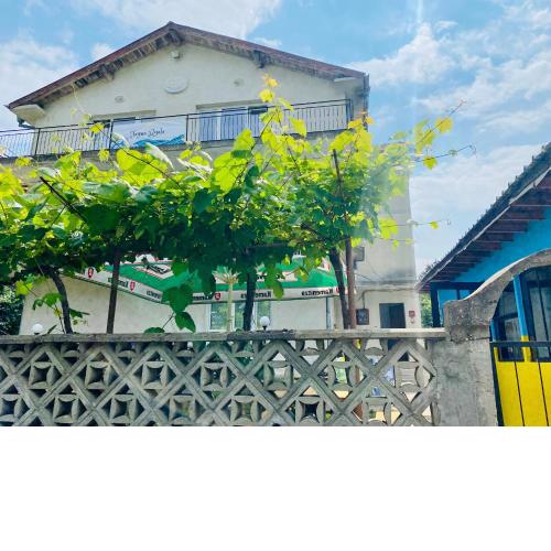 FAYNA BYALA guest house