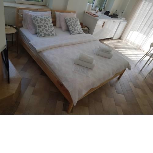 Feel @ Home