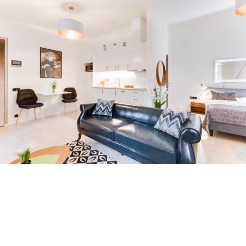 Feel The Charm And Luxury of PRAGUE