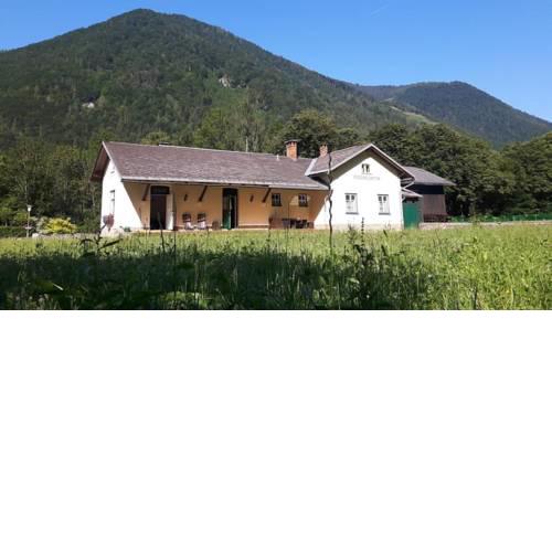 Ferienhaus Bahnhof Grosshollenstein