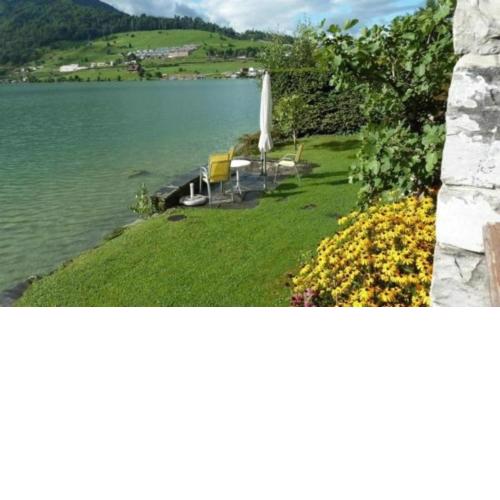 Ferienhaus direkt am Zugersee