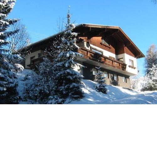 Ferienhaus in Bairau mit Sauna, Terrasse und Garten