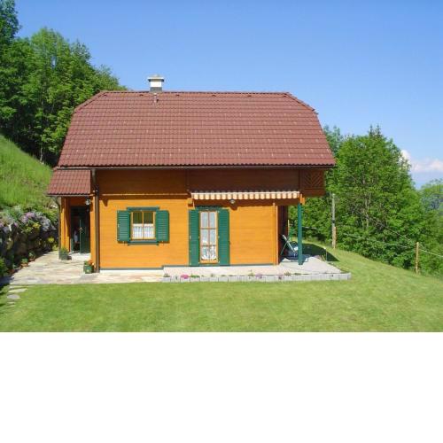Ferienhaus in Treffen Am Ossiacher See mit Eigenem Whirlpool