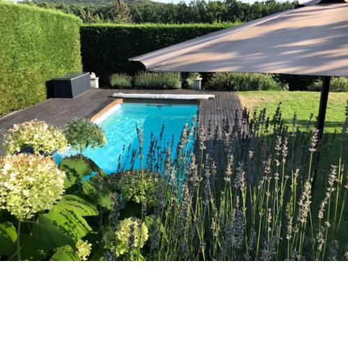 Ferienhaus mit Pool