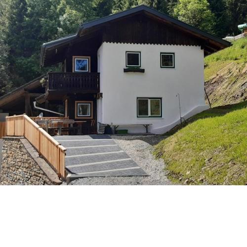 Ferienhaus Teichhaus vulgo Simperle in den kärntnerischen Bergen, besonders geeignet für Naturliebha