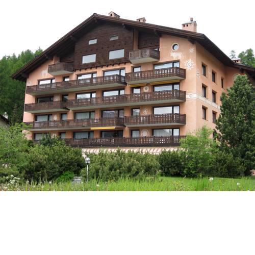 Ferienwohnung Chesa Guardaval 10