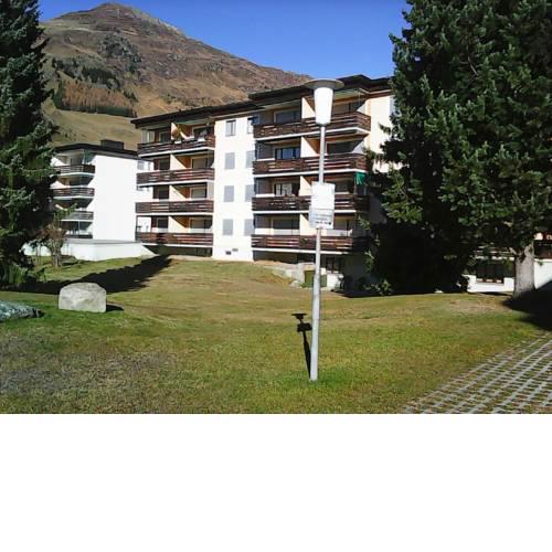 Ferienwohnung Chesa Zundra
