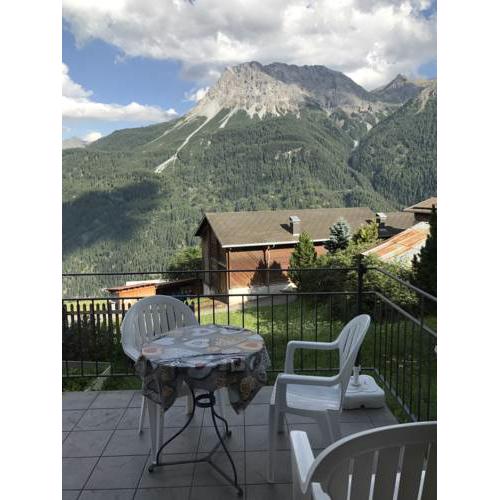 Ferienwohnung in Tschlin mit Panoramablick