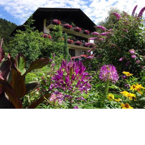 Ferienwohnung mit Balkon für sechs Personen erste Etage