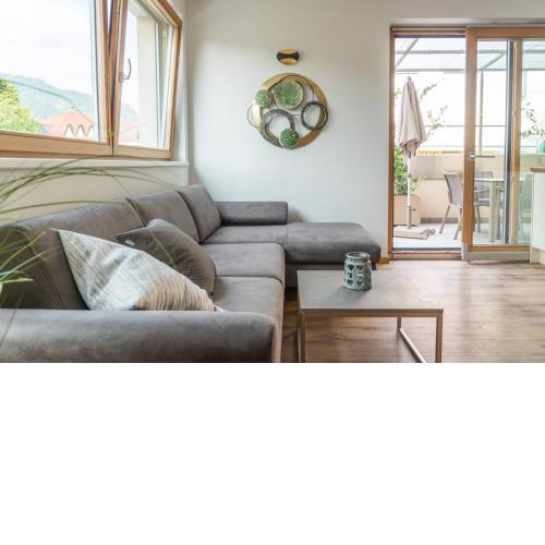 Ferienwohnung mit sehr großer sonnenverwöhnten Terrasse