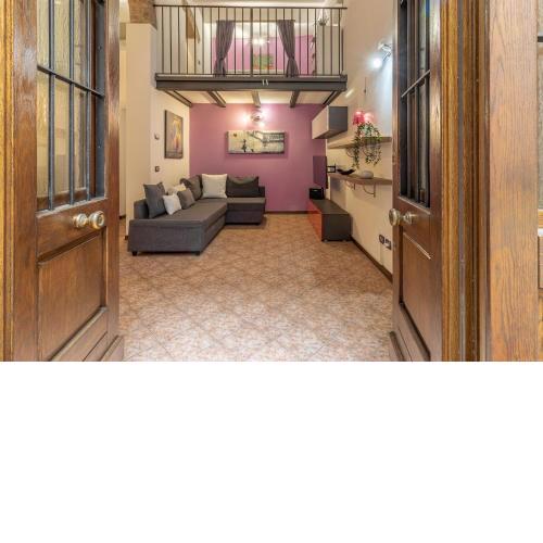 Ferrara Centro Elegant Duplex Apartment