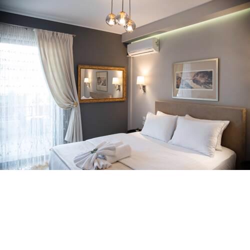 Filoxenia Luxury Home in the heart of the town