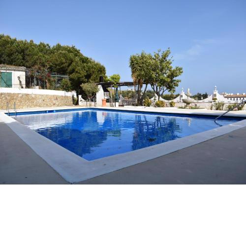 Finca con piscina y barbacoa