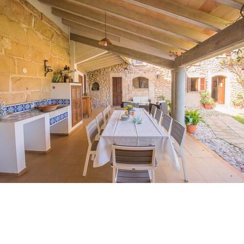 Finca Hort De Ternelles Beautiful 4 Bedroom Finca with Private Pool and AC close to Old Town of Poll