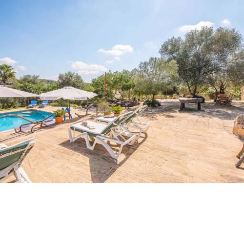 Finca Sant Llorenc - Wonderful Large Farmhouse Idyllic Location Private Pool AC